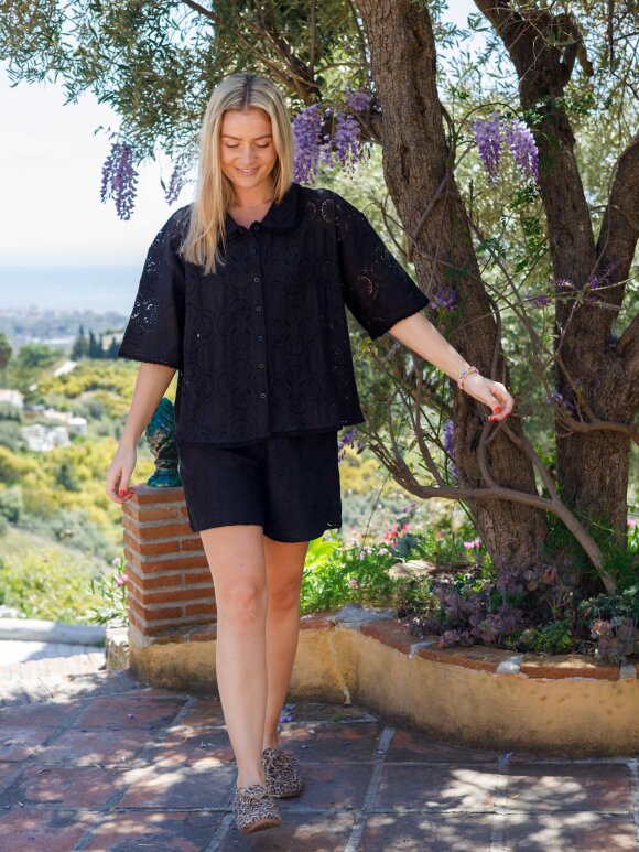 Black Colour - BCMilos Lace Shorts Black
