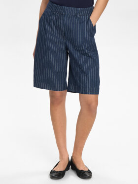 Numph - NUVibeke shorts Medium blue