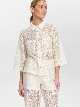 Numph - NUWicki Shirt Cloud dancer Numph - NUWicki Shirt Cloud dancer