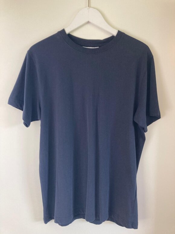 Plenum Studio - Lydahl Tee