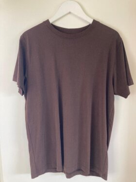 Plenum Studio - Lydahl Tee