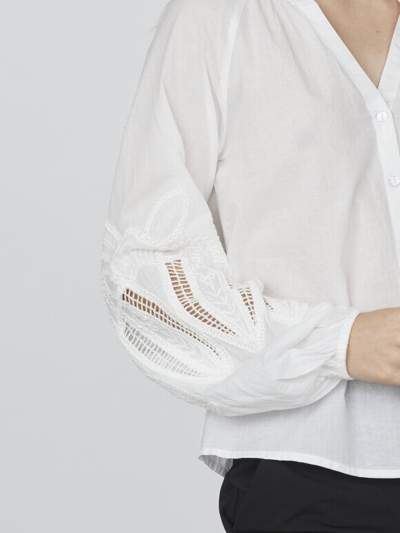 Love & Divine - Love1279 Shirt White