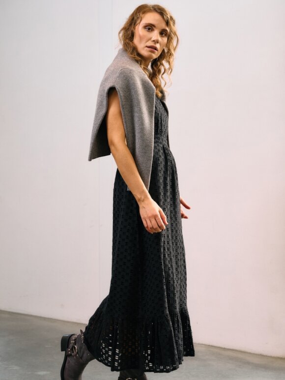 La Rouge - Stine Dress Black