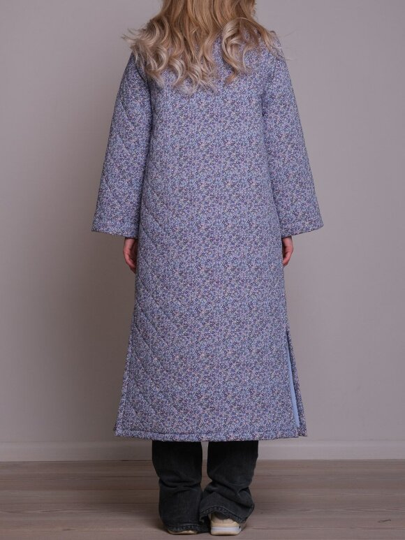 Neo Noir - Salli quilt coat