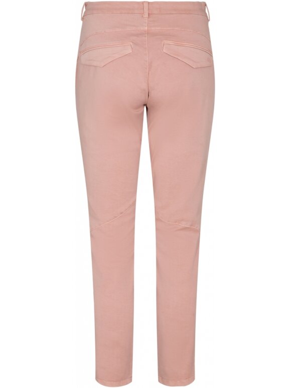 Ivy - Karmey Chino