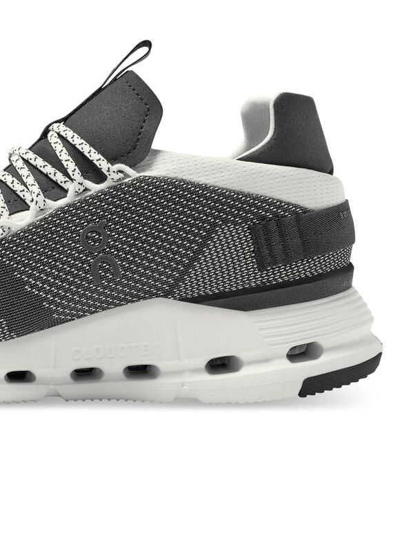 Cloudnova Black / White