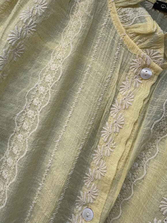 Qnuz - Qnuz Short Sleeve shirt embrod