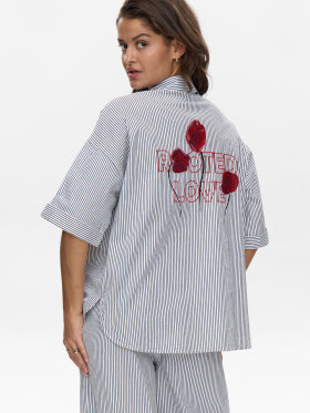 Numph - NUTillie SS Shirt dark Sapphir