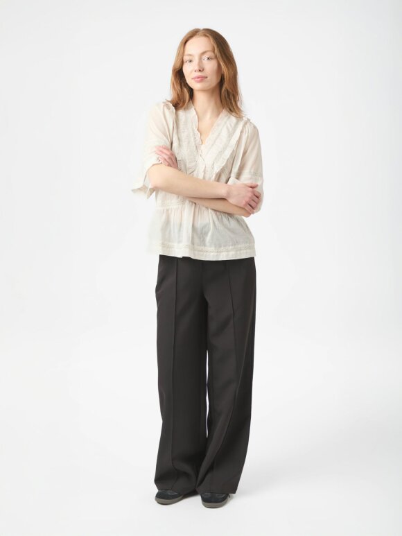 Neo Noir - Evienne s Voile Top