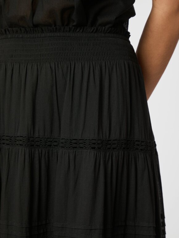Neo Noir - Felicia S Voile skirt Black