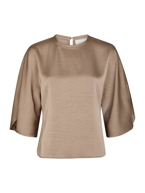 Neo Noir - Liora Heavy Sateen blouse