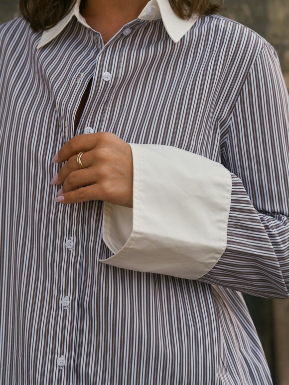 Neo Noir - Dranila Stripe shirt Brown