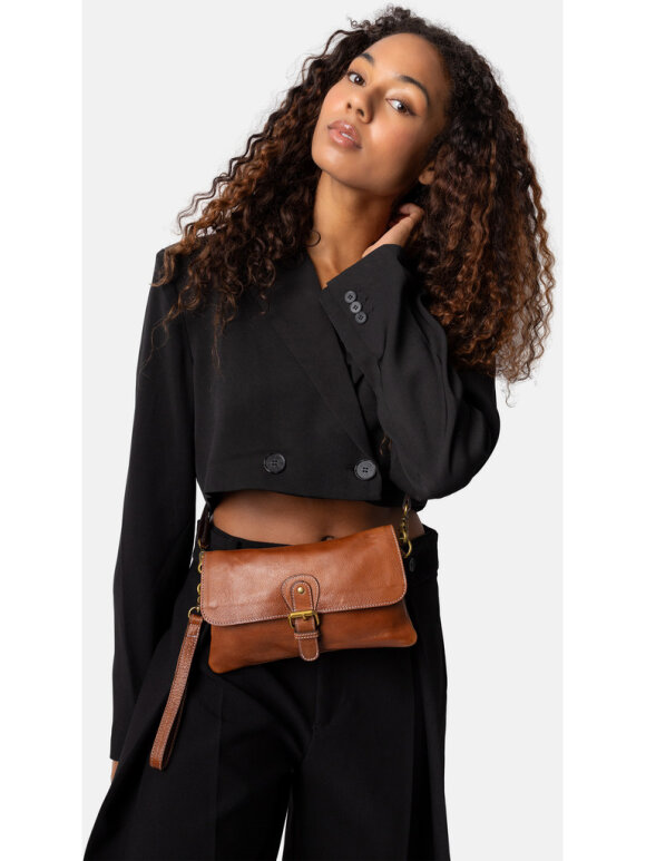 Re:designed - Jodi Clutch