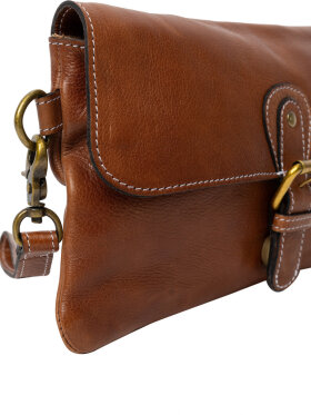 Re:designed - Jodi Clutch