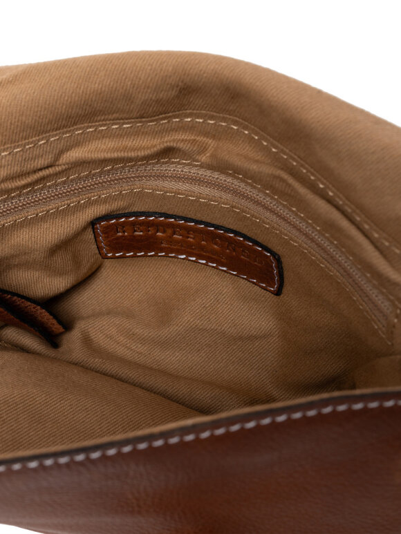 Re:designed - Jodi Clutch