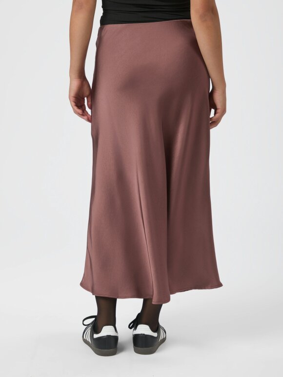 Neo Noir - Bovary Skirt Dark Rose