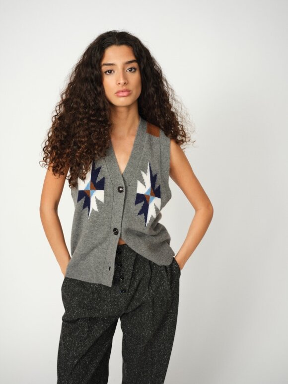 HEYANNO - MMHVictory Knit Waistcoat grey