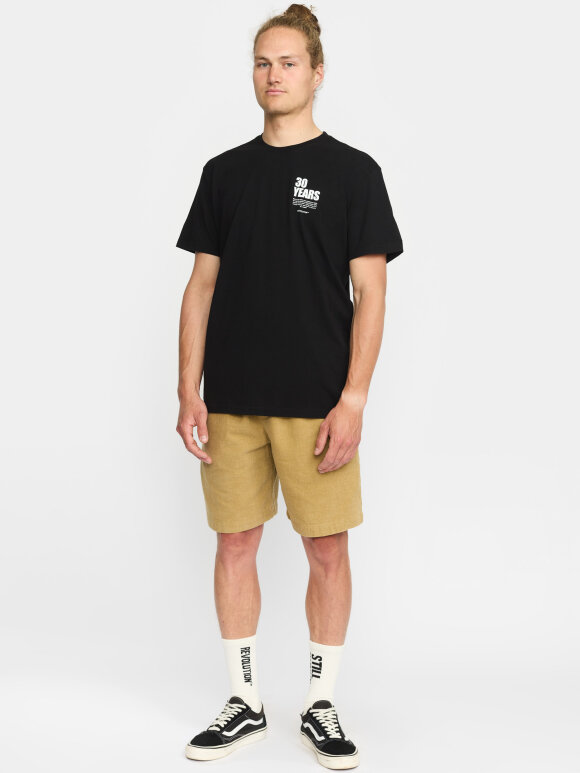 Revolution - Loose Fit T-shirt
