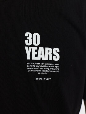 Revolution - Loose Fit T-shirt