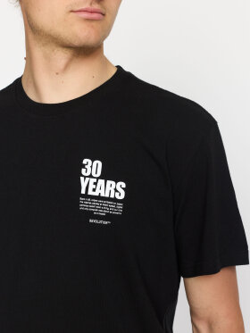 Revolution - Loose Fit T-shirt