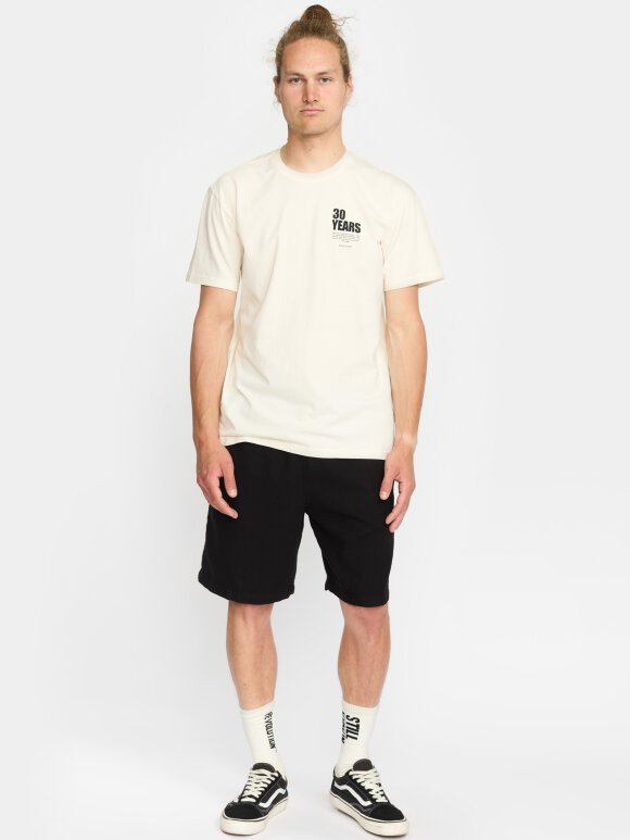 Revolution - Loose Fit T-shirt