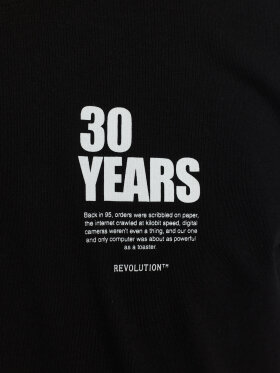 Revolution - Loose Fit T-shirt