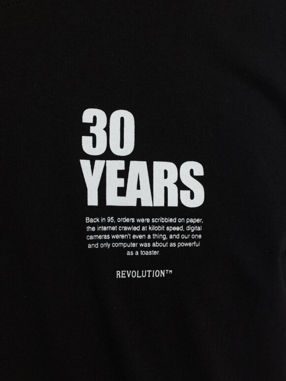 Revolution - Loose Fit T-shirt