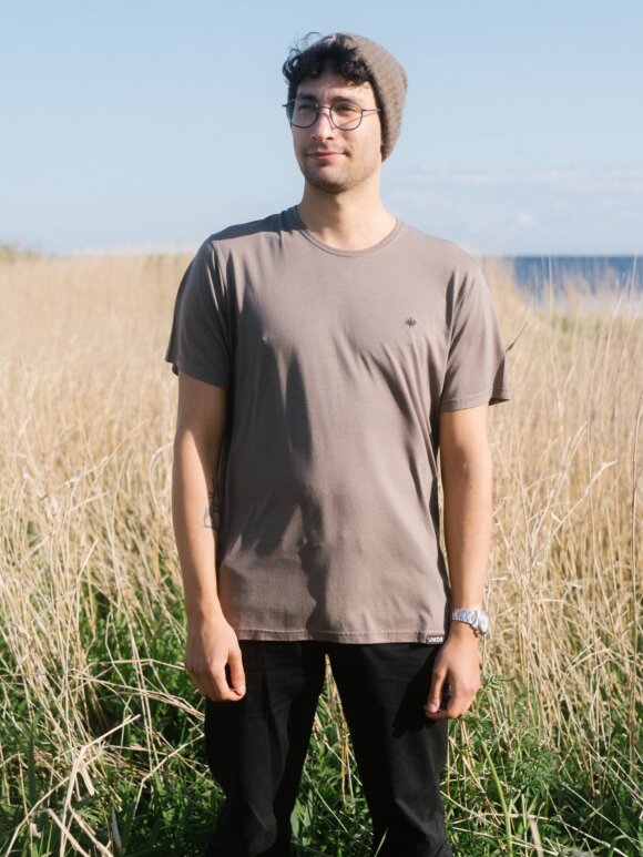 Lakor - Æxplorer T-shirt Morel