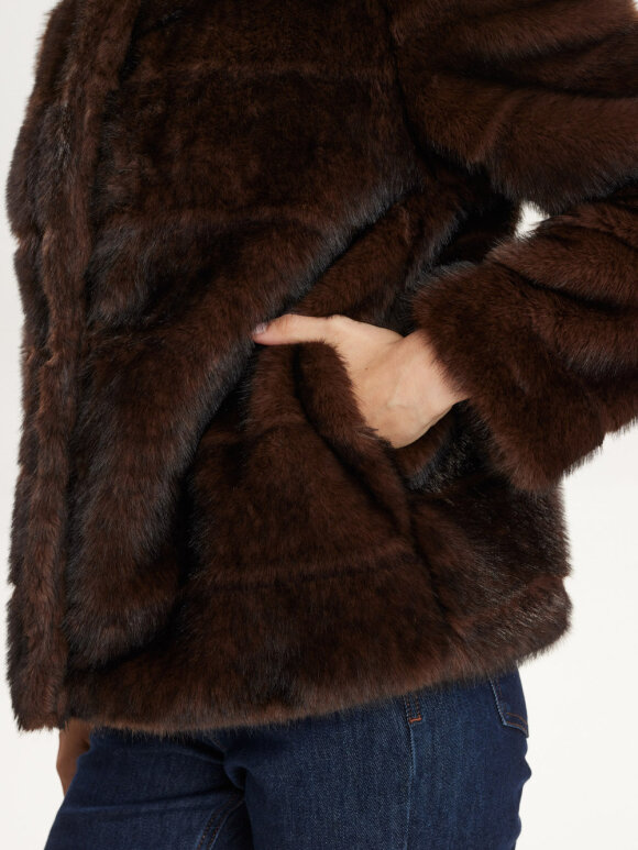 Numph - NUWindall Jacket Black Coffee