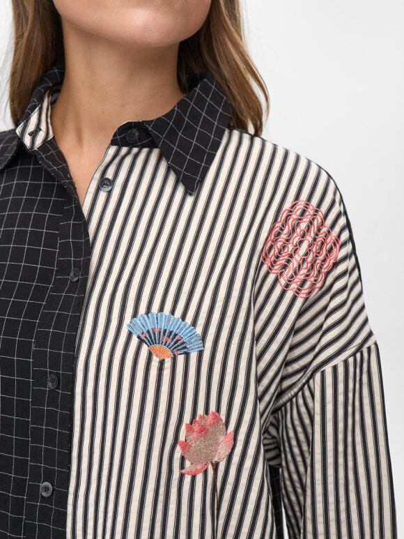 Numph - NUMiso Shirt Caviar