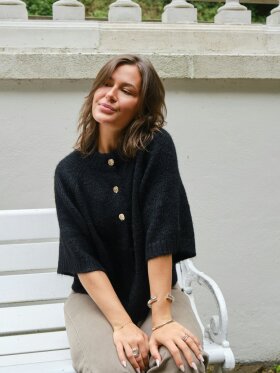 Neo Noir - Benuta Fluffy Knit cardigan