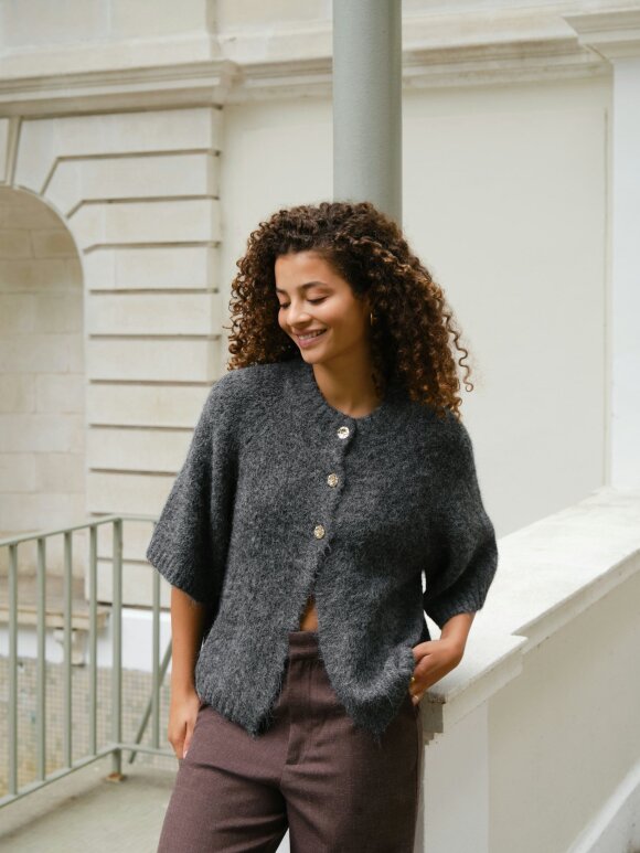 Neo Noir - Benuta Fluffy Knit cardigan