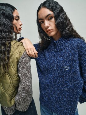 HEYANNO - MMHGrace Quilt Knit Sky Captia