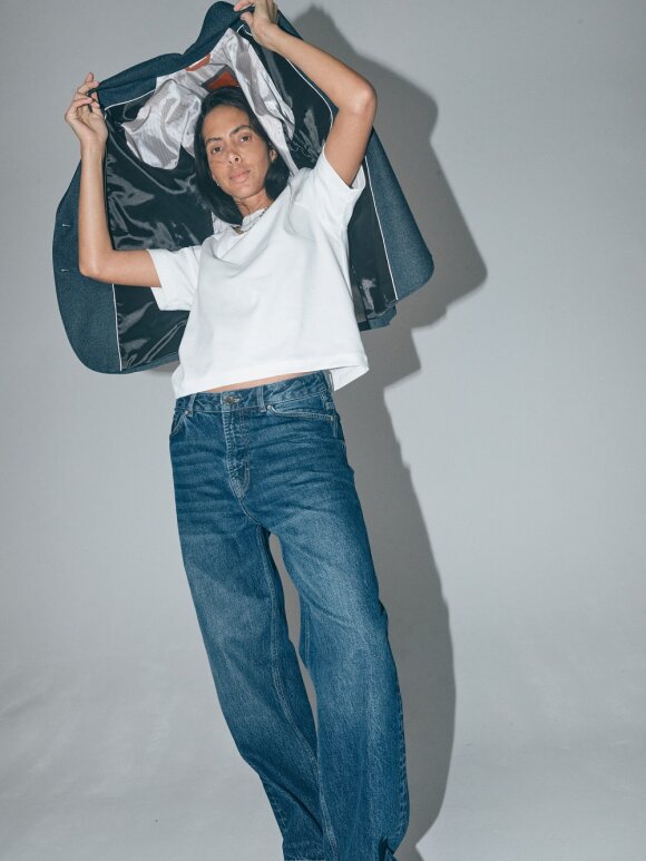 HEYANNO - MMHTrust Stable Tee white