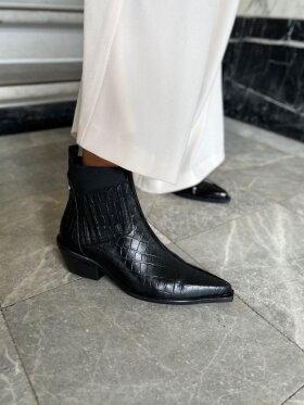 Copenhagen Shoes - The Walking Boot - Leather
