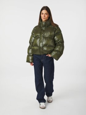 Neo Noir - Rhea Shiny Puffer Jacket Olive