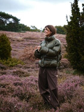 Neo Noir - Rhea Shiny Puffer Jacket Olive