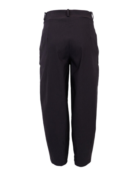 Black Colour - BCBEverly Barrel Pant