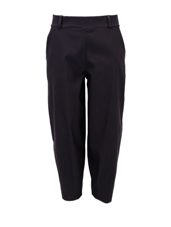 Black Colour - BCBEverly Barrel Pant