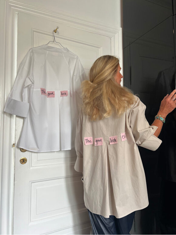 WAUW - Luna Shirt The Good Luck Club