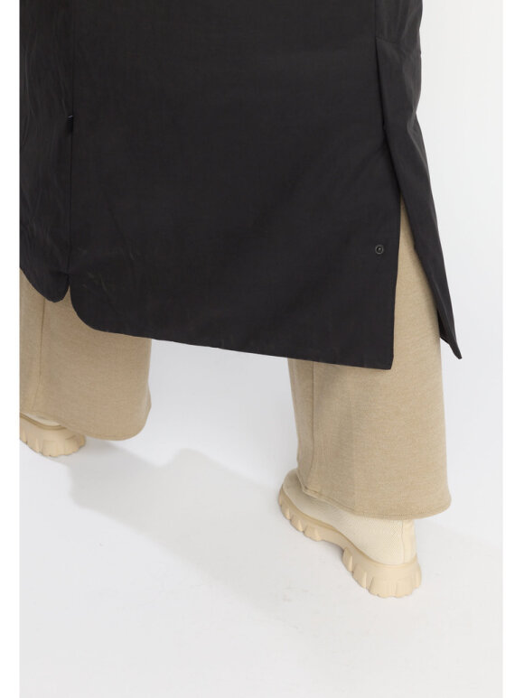 Selfhood Dame - Long Hooded Parka Black
