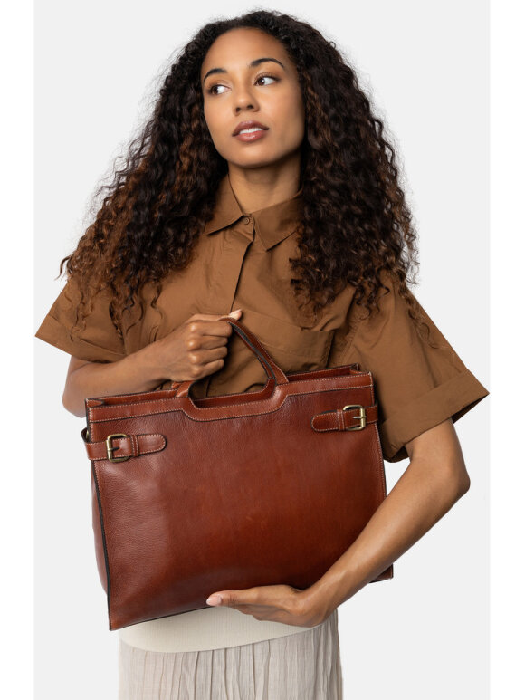 Re:designed - May Big Cognac