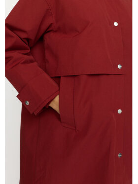 Selfhood Dame - Trenchcoat Red