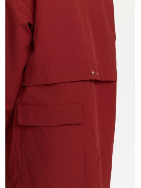 Selfhood Dame - Trenchcoat Red
