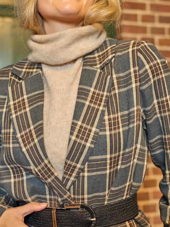 Black Colour - BCDell Roll Neck knit vest NA