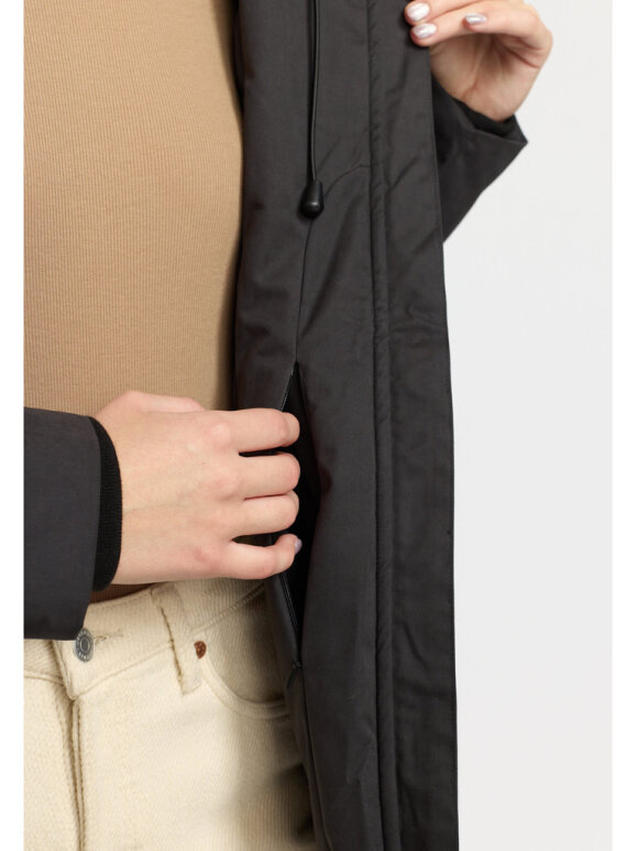 Selfhood Dame - Hooded Parka Black