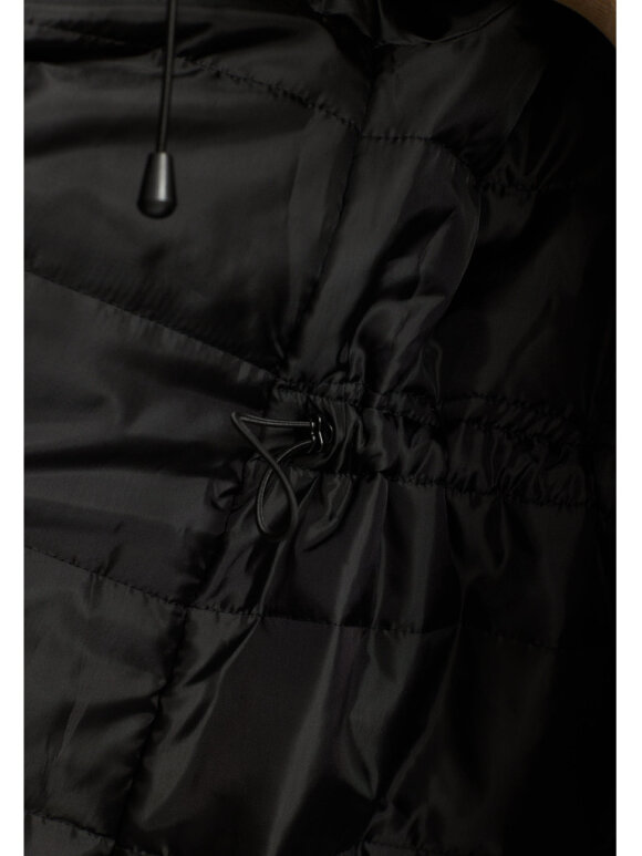 Selfhood Dame - Hooded Parka Black