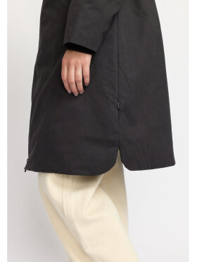 Selfhood Dame - Hooded Parka Black