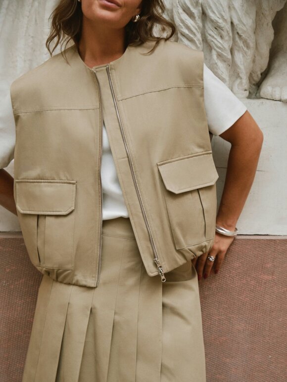 Neo Noir - Flo Balloon Twill Vest