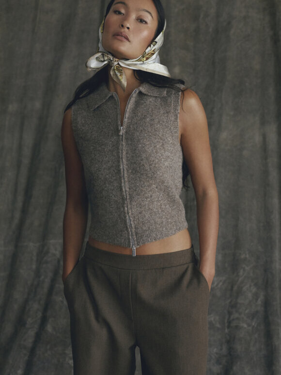 Love & Divine - Love1454 Knit vest Brown Mel